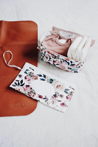 Itzy Bitzy Blush Floral Reusable Wipes Case