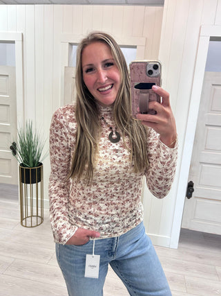 Stretch Lace Long Sleeve Top