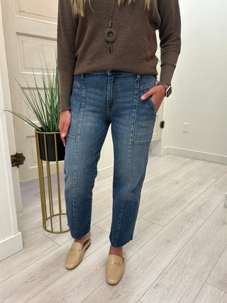 KUT Avery HR Straight Jean in Architect