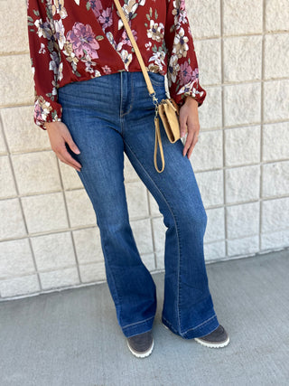 Judy Blue  Flare Leg Jean