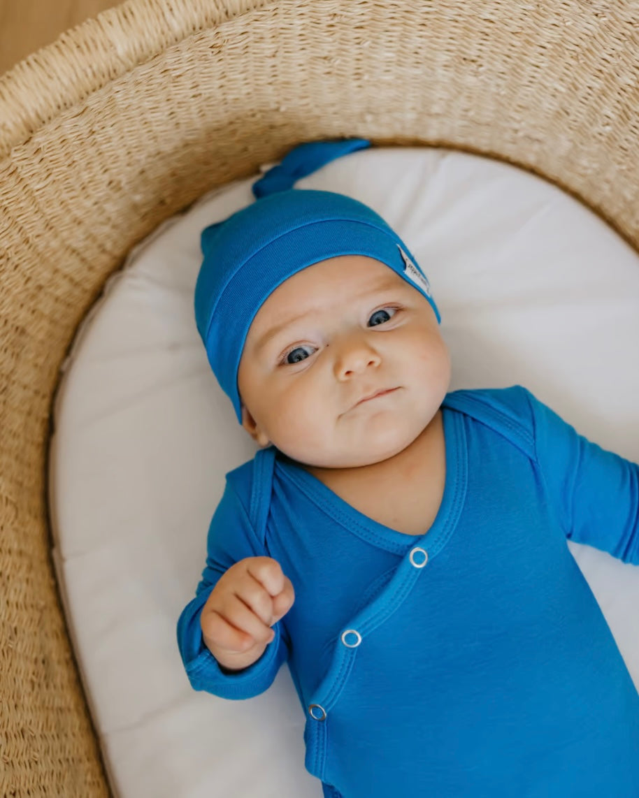 Copper Pearl Blueberry Gown/Hat Set