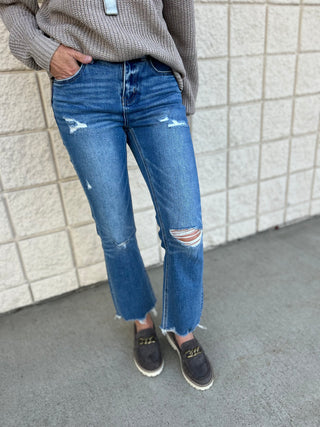 High Rise Relaxed Kick Flare Jean