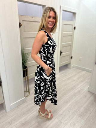 Black/White Print Midi Dress