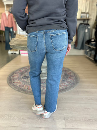 KUT from the Kloth Avery Straight HR Fab Ab Jeans