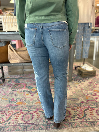 Tribal Sophia Curvy Embroidered Bootcut/Flare Jean