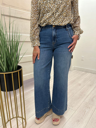 KUT from the Kloth Maya High-Rise Wide Leg Jean