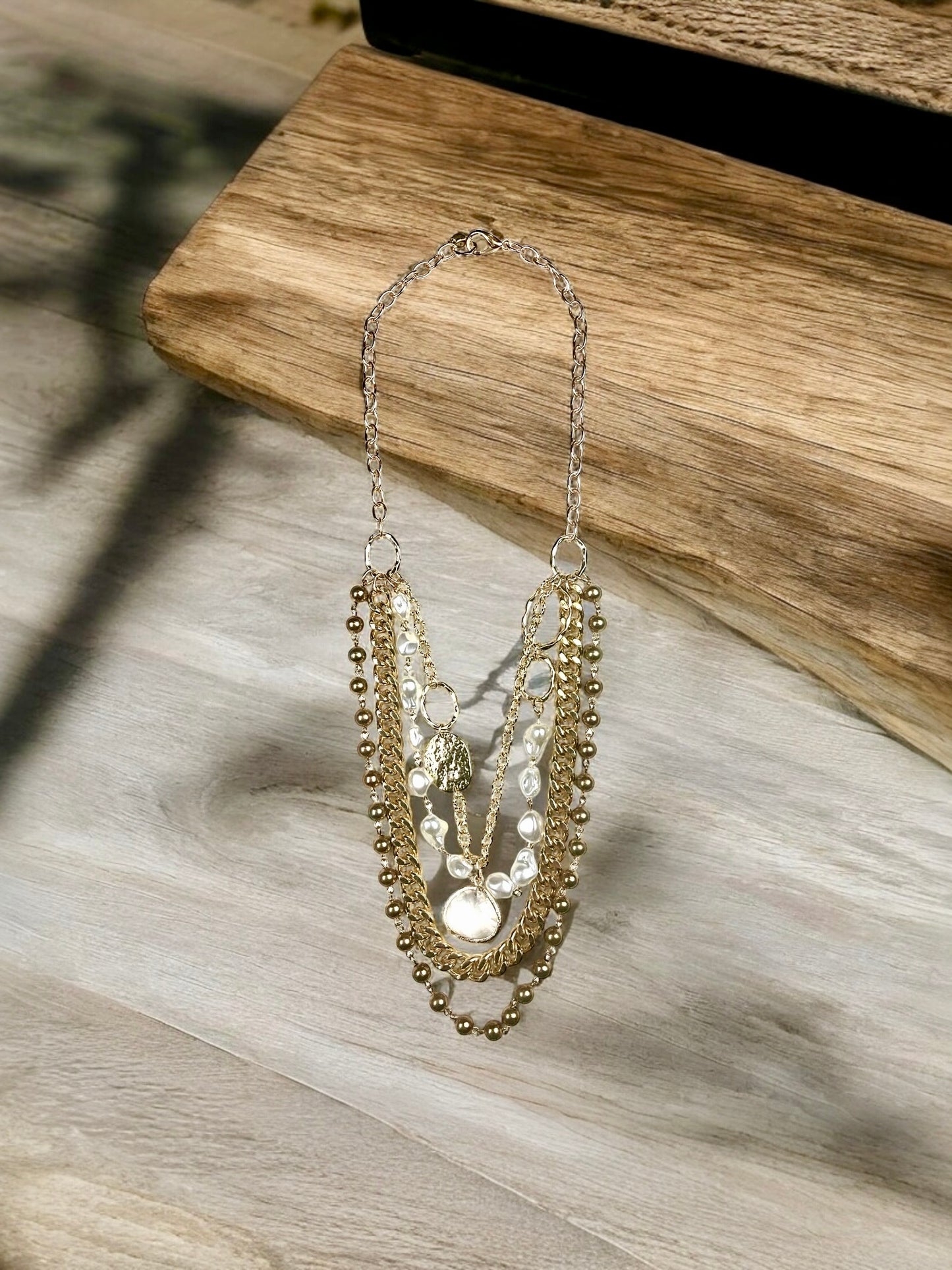 Gold & Pearls Necklace