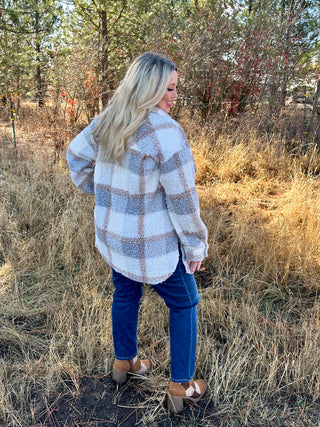 Curvy Ivory/Grey Plaid Shacket