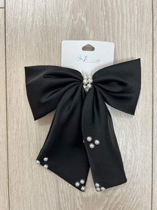 Pearl Black Bow Clip