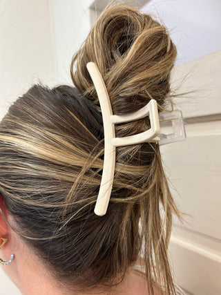 2 Tone Cream/Clear Hair Claw